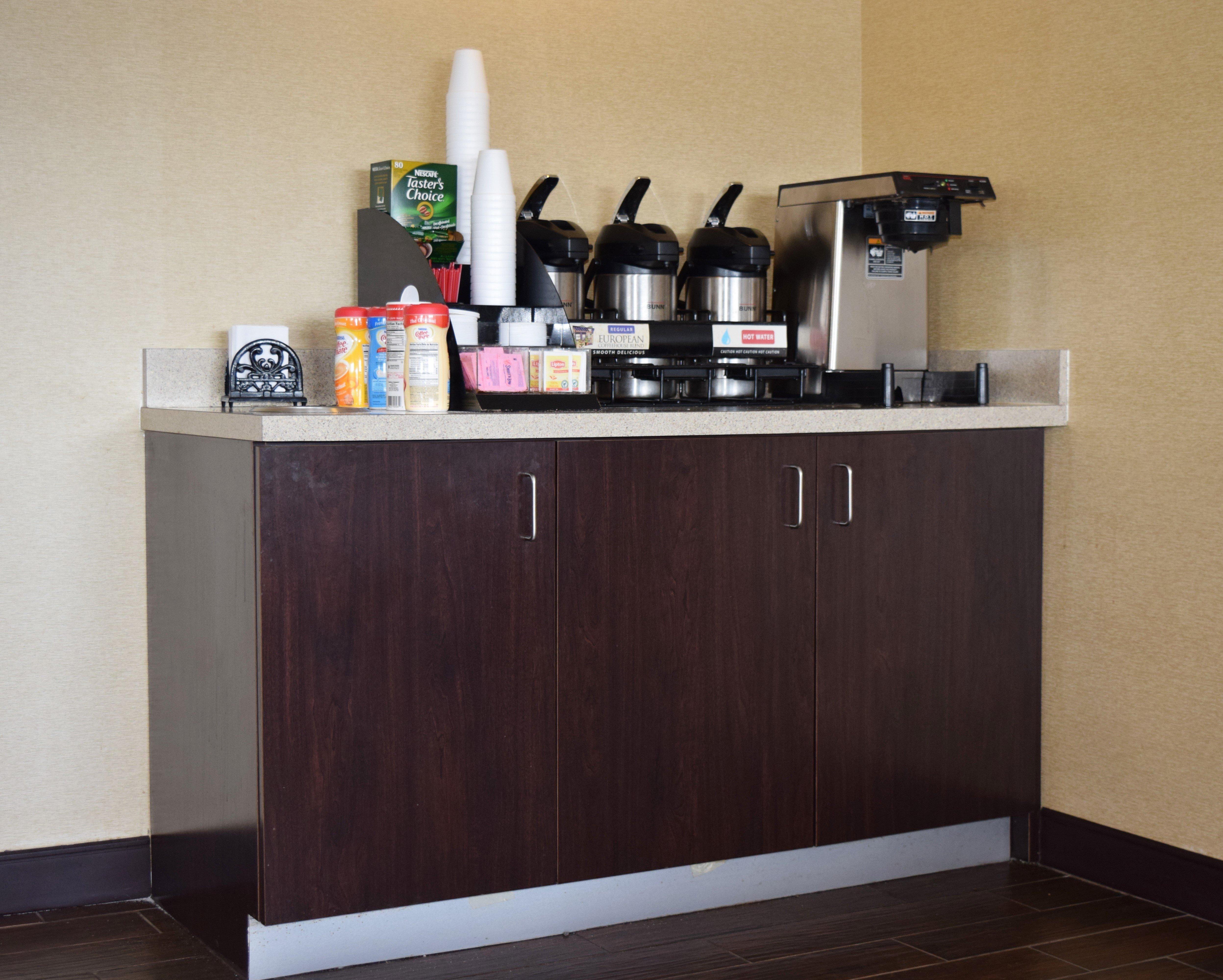 איסט סירקיוז Red Roof Inn Syracuse מראה חיצוני תמונה